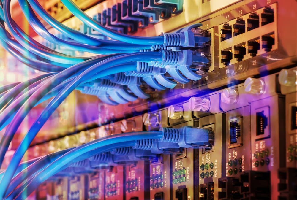 Network cables and hub